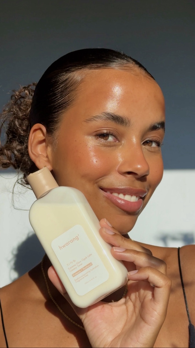 Body lotion product shot